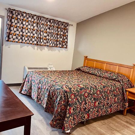 Express Inn Hotel Дейтън Екстериор снимка
